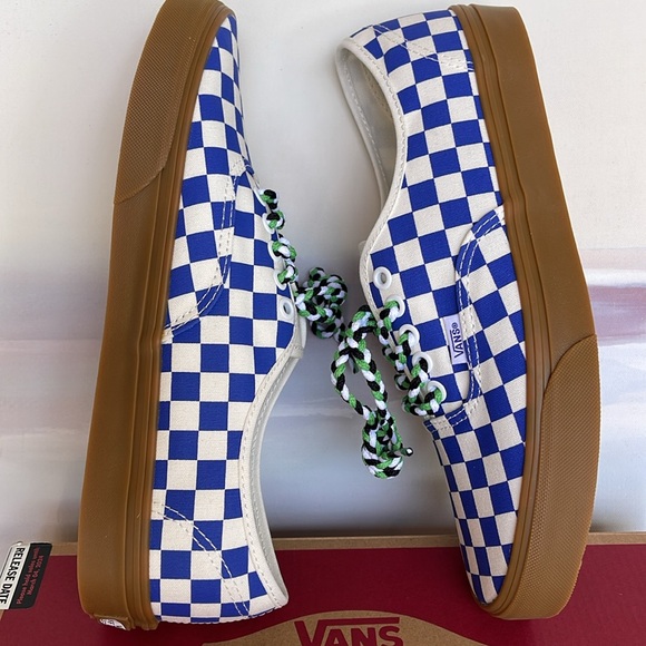 Vans WMNS Authentic
Checkerboard Blue/White
VN0009PVY6Z
Sneakers - Picture 12 of 16